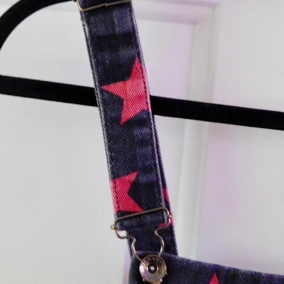 Blackheart (Hot Topic) Red Stars Suspender Dress - Picture 2 of 4